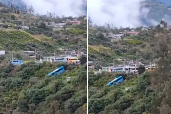El bus siniestrado estuvo a poco de caer a un gran abismo.