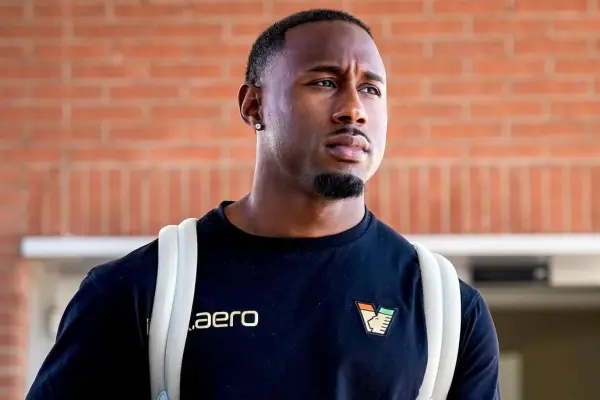Filippo Antonelli confirma que John Yeboah está considerado en los planes de Venezia para la Serie A