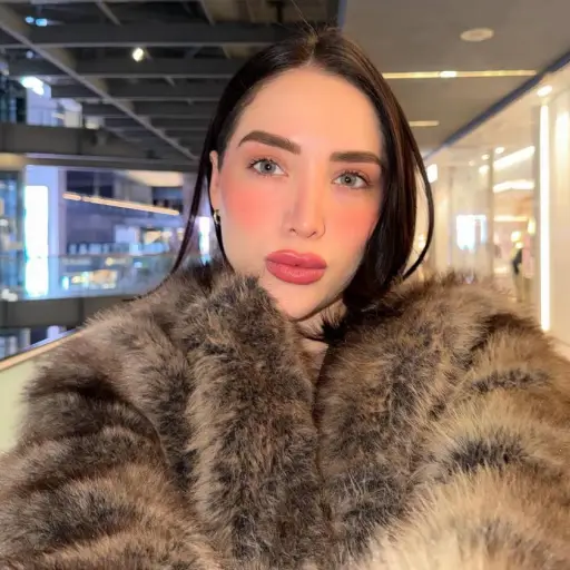 Investigan la muerte de la influencer Adriana García tras una cirugía estética en México