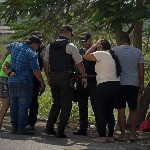 Estudiante fue cambiado de colegio tras recibir amenazas, pero lo asesinaron al salir de clases en Machala