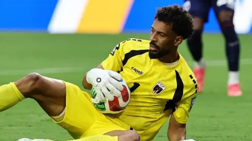 Vozinha acepta la oferta y se convertirá en nuevo arquero de Colo Colo de Chile