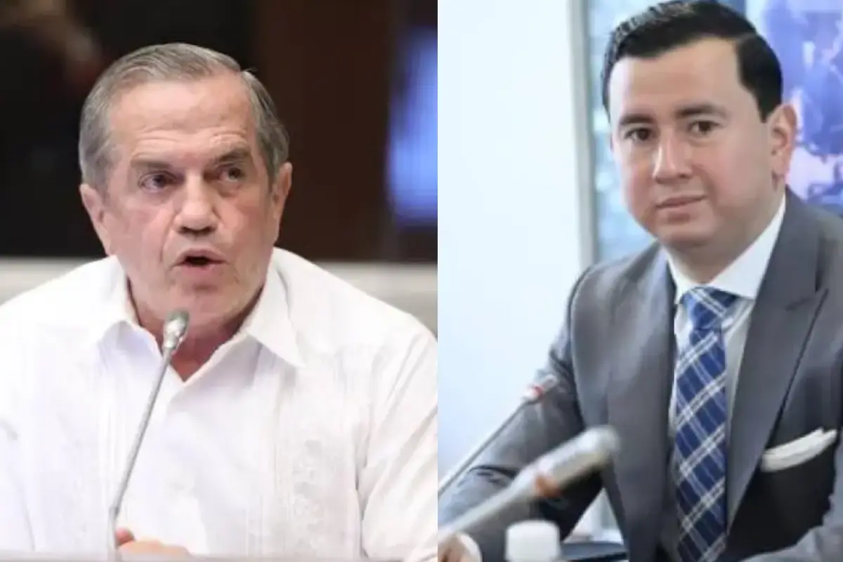 El asambleísta de RC, Ricardo Patiño, junto a Ferdinan Álvarez de ADN., Composición