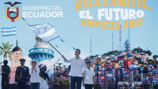 Daniel Noboa destaca obras para Guayaquil y reivindica la “madera de guerrero” en sesión solemne
