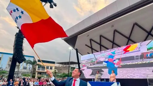Chone conmemoró 132 años de cantonización con entrega de conmemoraciones y sesión solemne