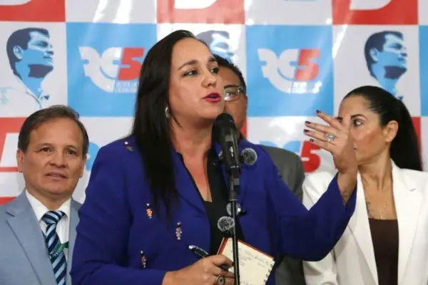 renuncias