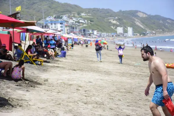 feriados en Ecuador calendario 2026