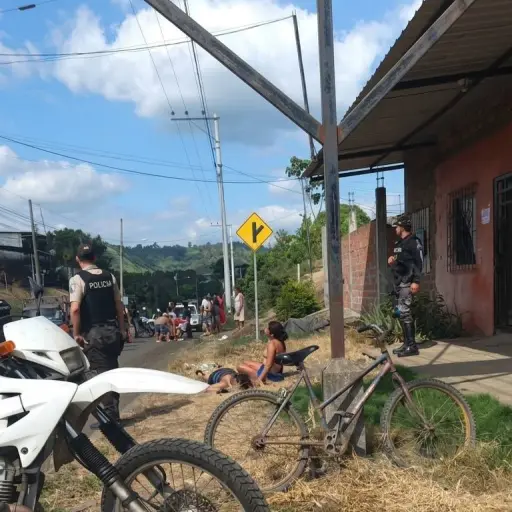 ¿Qué ocurrió en Bolívar? Múltiples disparos dejan un menor sin vida y movilizan a la Policía en Manabí