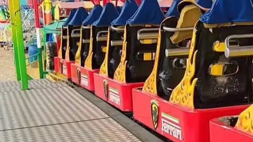 Clausuran juegos mecánicos junto al parque Samanes, en Guayaquil, tras accidente que dejó una mujer herida