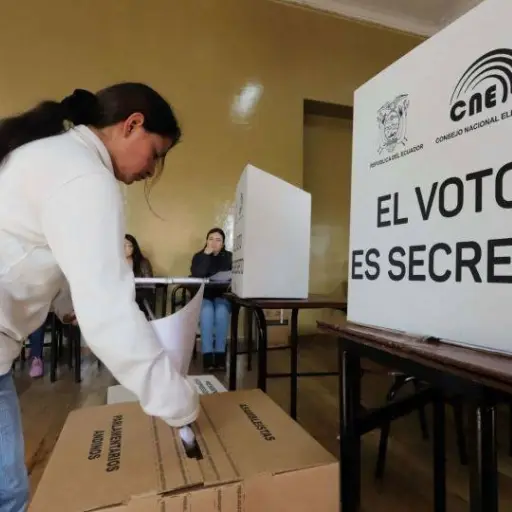 CNE designa la Junta Provincial Electoral de Santo Domingo para los comicios de 2027
