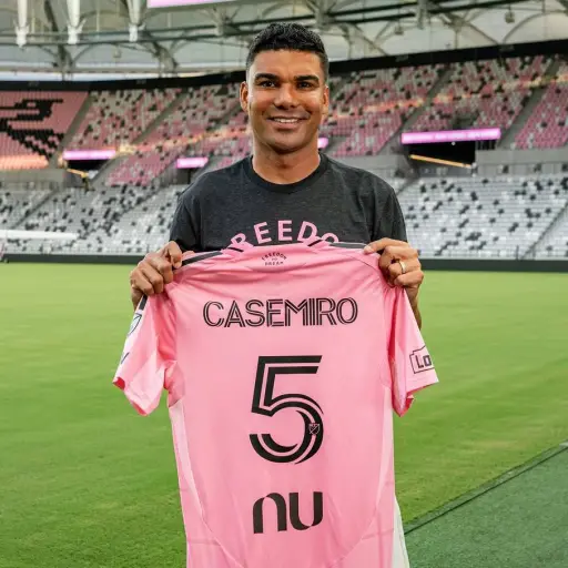 Inter Miami CF oficializa el fichaje del mediocampista brasileño Casemiro como agente libre