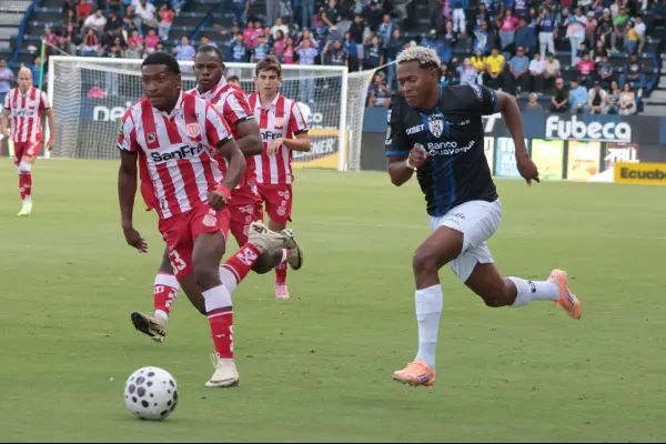 En su estadio, Independiente del Valle logró un nuevo triunfo que lo acerca del bicampeonato de la Liga Ecuabet. ,Foto: Agencia Apifoto