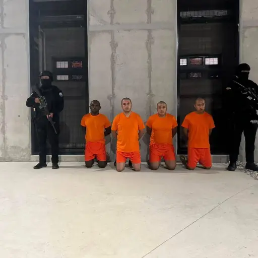 Cuatro agentes policiales ingresan a la Cárcel del Encuentro por presunto fraude procesal y soborno