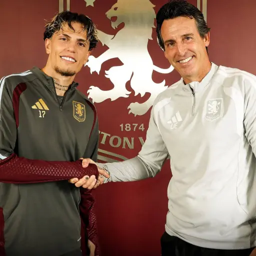 Alejandro Garnacho jugará en el Aston Villa hasta 2027 y compartirá plantel con “Dibu” Martínez
