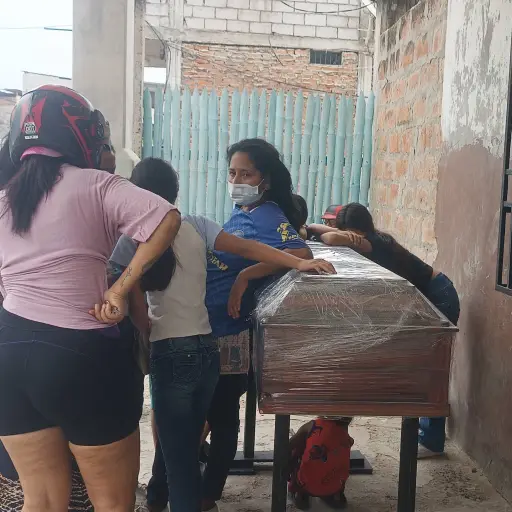 El dolor no termina: la familia de un adolescente asesinado en Manta no tenía dinero para enterrarlo