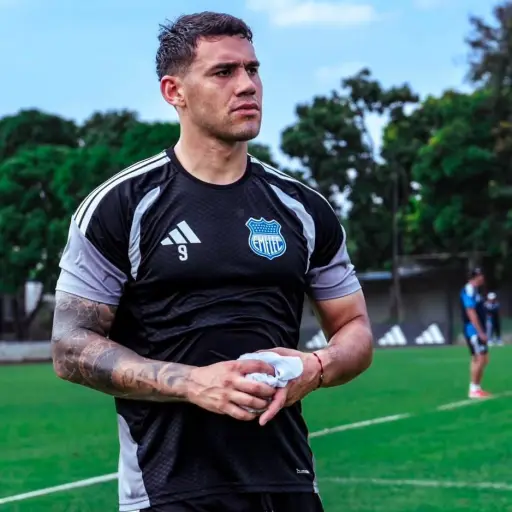 José Neris aclara las razones de su salida de Emelec y confirma su cesión hasta diciembre