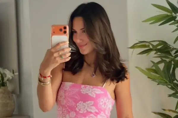 Alejandra Jaramillo sorprendió a sus seguidores con un nuevo look. ,Redes sociales