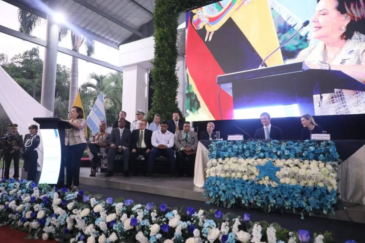 Guayaquil recibió homenaje de la Asamblea Nacional por sus 491 años de fundación., X: @AsambleaEcuador. 