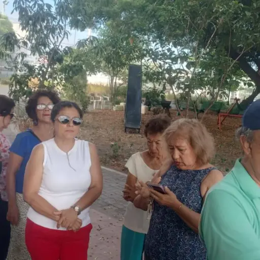 Moradores de Villas del Seguro reclaman por el abastecimiento de agua; EPAM anuncia obras de refuerzo