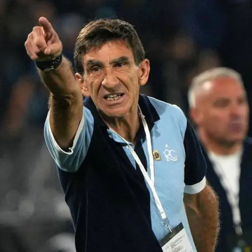 Liga de Quito evaluaría la contratación del técnico argentino Gustavo Costas tras la salida de Tiago Nunes