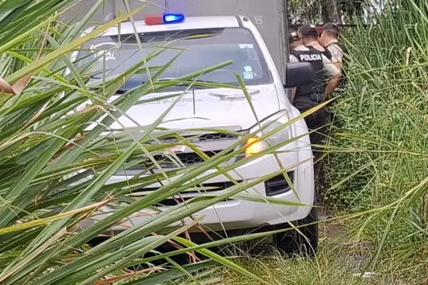 Atado y con una herida de bala: así fue encontrado un hombre en un sector rural de Santo Domingo