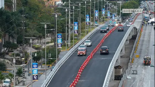 Guayaquil inaugura el primer tramo del paso elevado de la av. del Bombero con inversión de USD 14,7 millones
