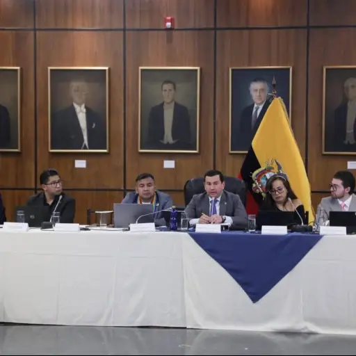 Comisión de Fiscalización concluye sesión sobre enjuiciamiento político a Inés Manzano