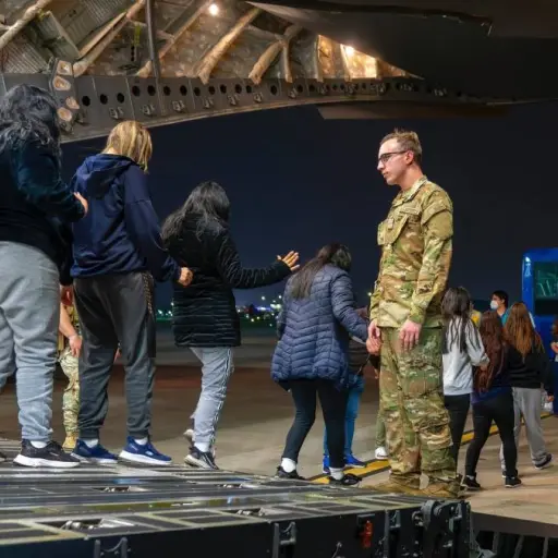 Bono de 2600 dólares: esto deben hacer los ecuatorianos para beneficiarse del programa CBP Home