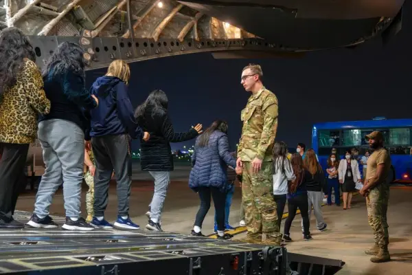 Bono de 2600 dólares: esto deben hacer los ecuatorianos para beneficiarse del programa CBP Home.