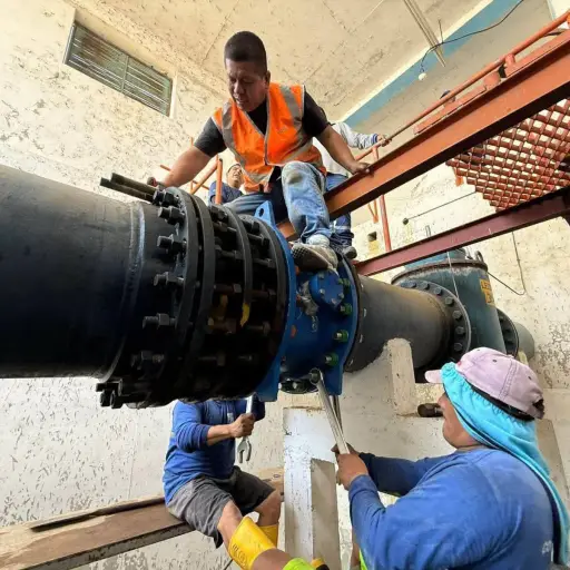Aguas de Manta ejecutará reparación de fugas en el acueducto El Ceibal y suspenderá el servicio de agua durante 18 horas