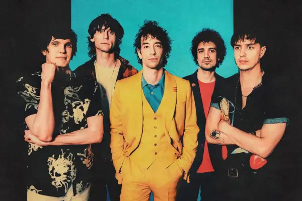 The Strokes es una banda de indie rock de la ciudad de Nueva York.