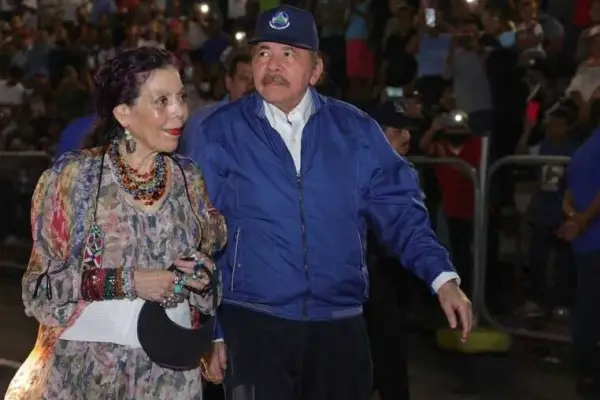 Daniel Ortega junto a su esposa y también vicepresidenta de Nicaragua, Rosario Murillo en un evento en Managua. ,Foto: Agencias