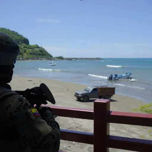 Ecuador oficializa la Ley del Espacio Marino-Costero para regular las actividades del litoral y proteger ecosistemas