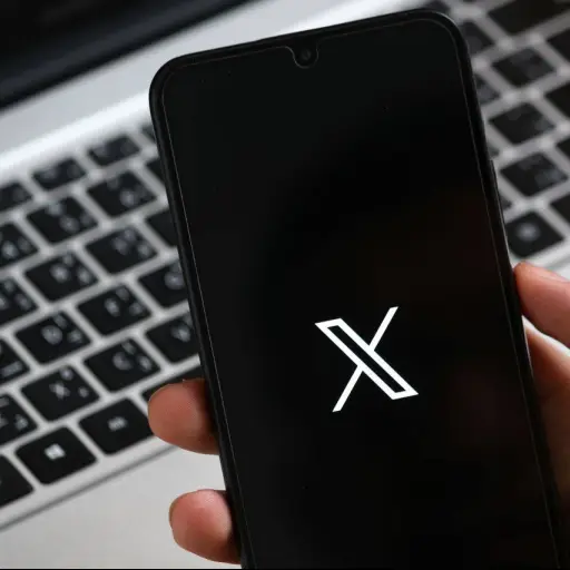 X para Android estrena una aplicación reconstruida desde cero con mayor rendimiento