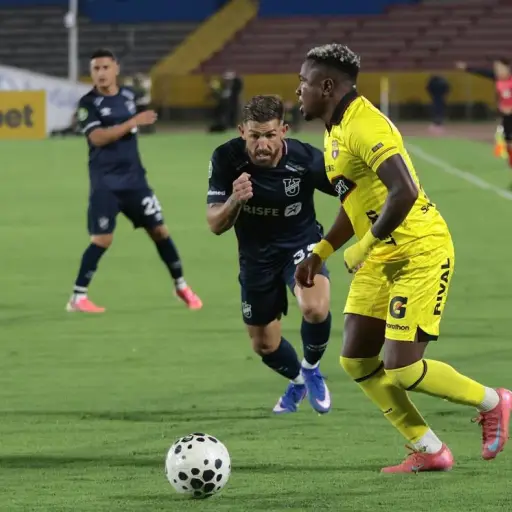 ¡Drama en el Olímpico Atahualpa! Penal atajado, intervención del VAR y un gol agónico que amargó a Barcelona SC