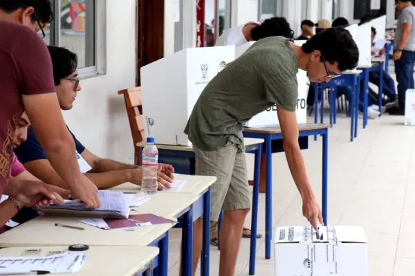 Según el CNE, los cantones con mayor número de personas habilitadas para sufragar son Portoviejo, Manta, Chone y El Carmen. ,Cortesía
