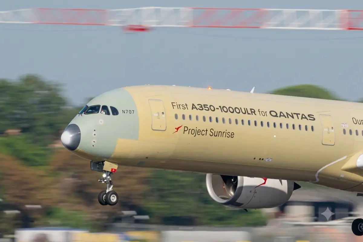 El avión Airbus A350 que semantuvo durante más de 24 horas continuas en el aire logró aterrizar sinn problemas en Francia., Foto: Redes Sociales